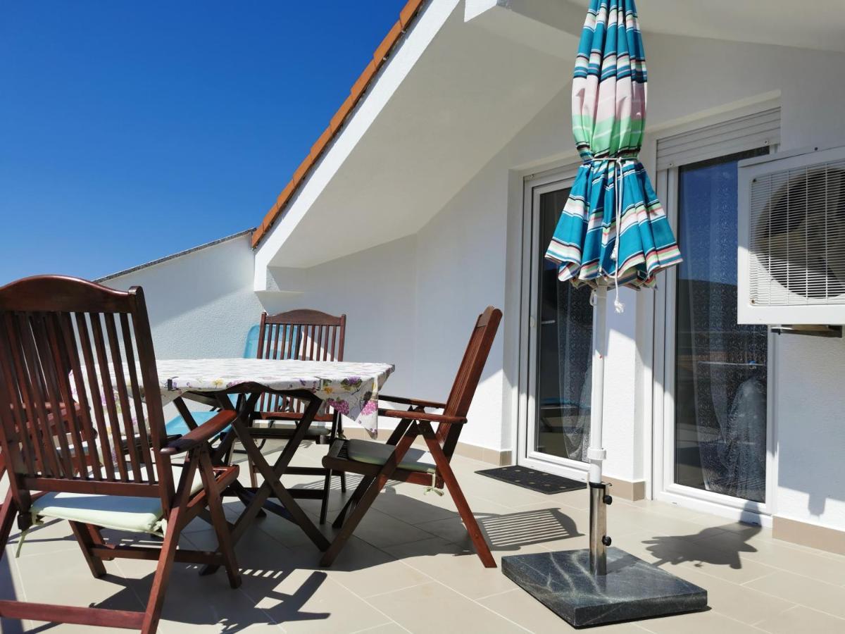 Apartments Mara Црес Экстерьер фото