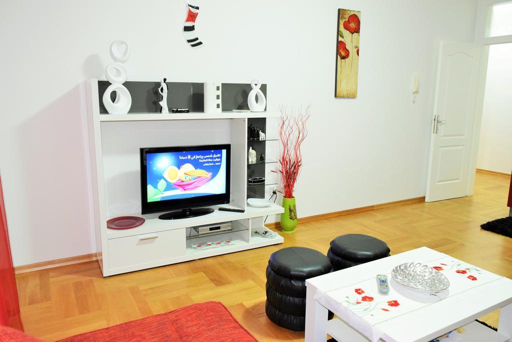 Apartments Mara Црес Номер фото
