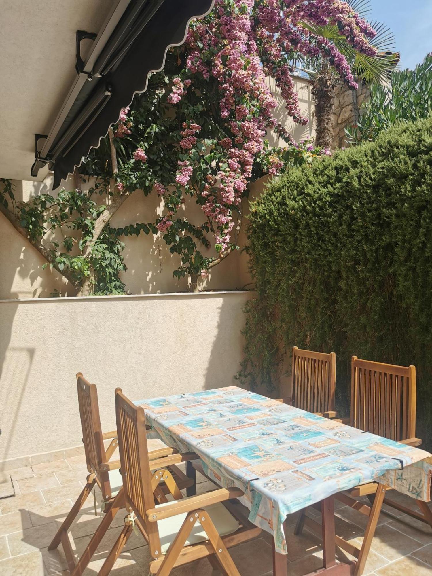 Apartments Mara Црес Экстерьер фото