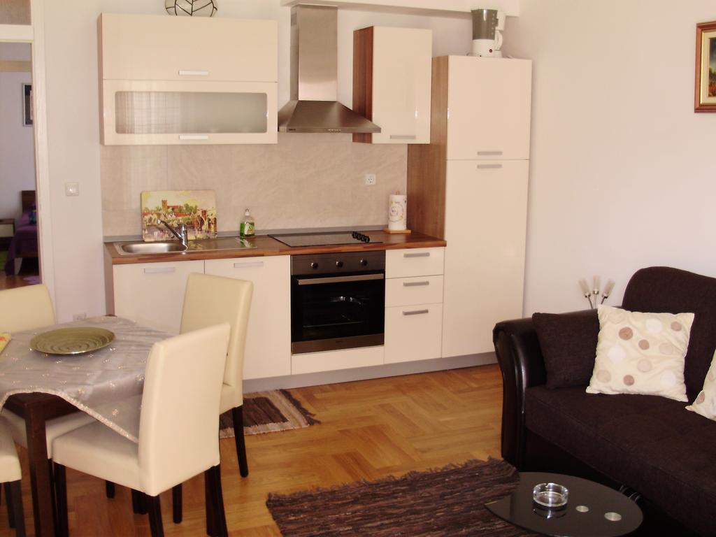 Apartments Mara Црес Номер фото
