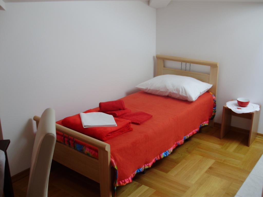 Apartments Mara Црес Номер фото